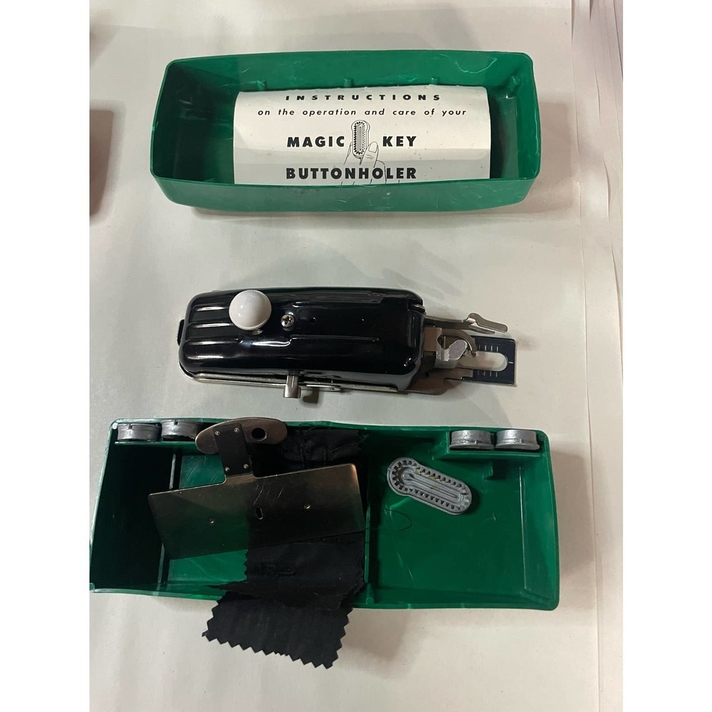 Vintage Domestic Magic Key Buttonhole Attachment W654321N Original Case Green